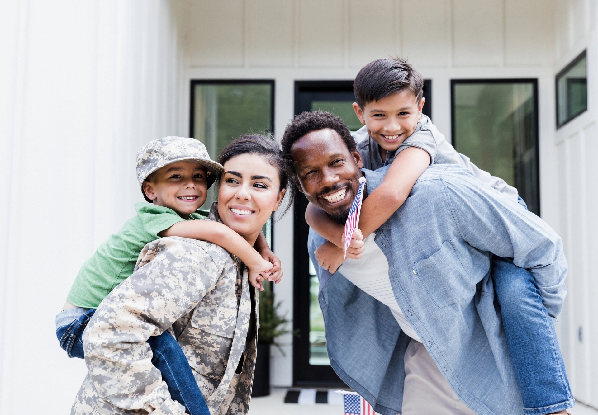 86fd1e70-military-family-v3_11hc111000000000000000